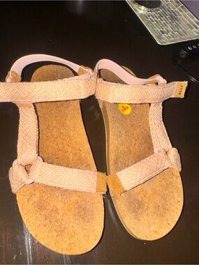 Reef Pink Sandals
